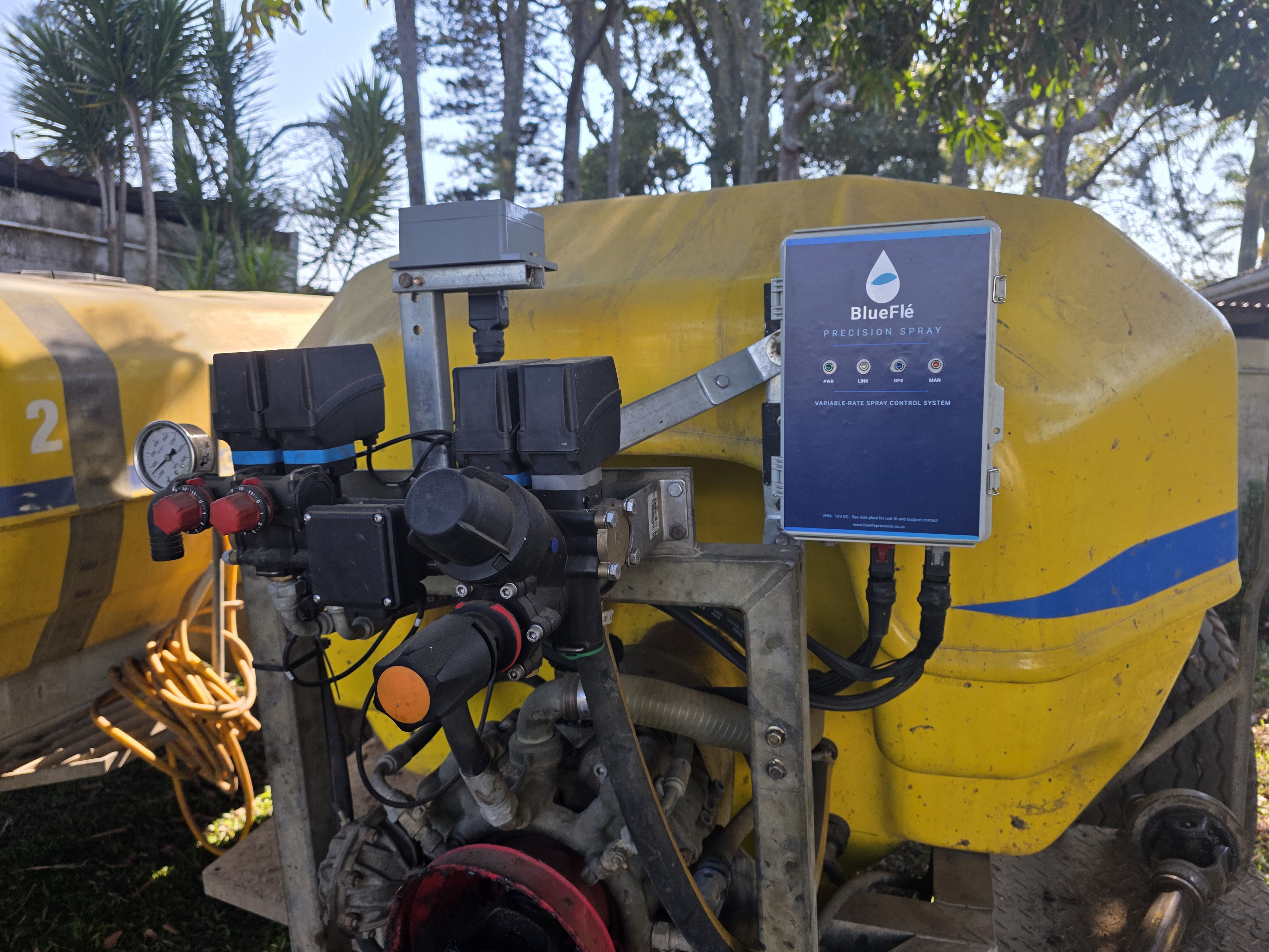 BlueFlé variable-rate spray control system fitted to a spray rig